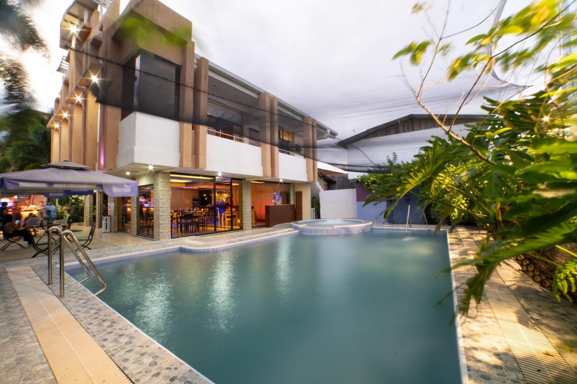 Casanas Suites Puerto Princesa Exteriér fotografie