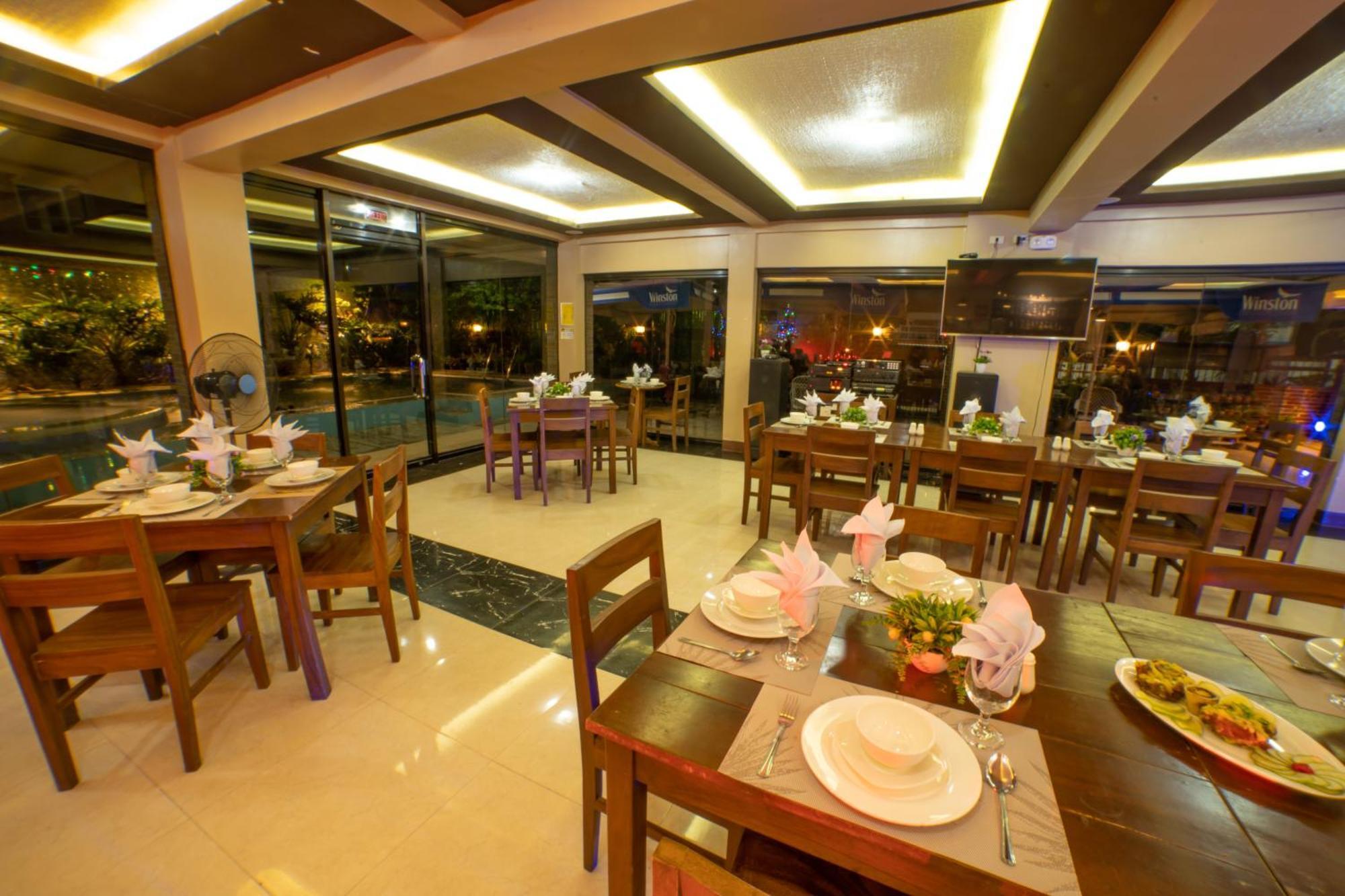 Casanas Suites Puerto Princesa Exteriér fotografie